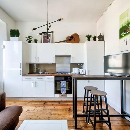 אדינבורו Artsy Modern 1Br Home In Abbeyhill מראה חיצוני תמונה